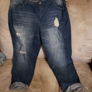 Dollhouse cropped pants *last price drop *